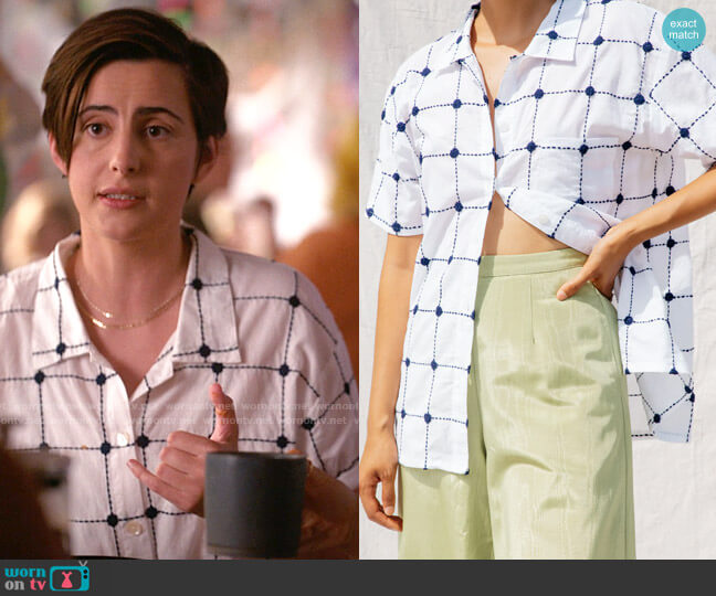 Nikki Chasin Dylan Shirt in Floral Cotton Grid White/Navy worn by Sarah Finley (Jacqueline Toboni) on The L Word Generation Q