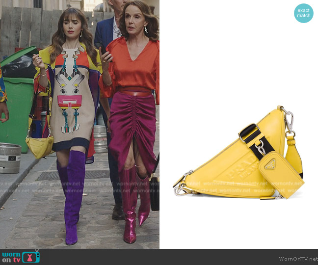Prada Triangle leather shoulder bag worn by Emily Cooper (Lily Collins) on Emily in Paris