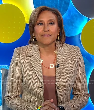 Robin’s beige herringbone blazer on Good Morning America