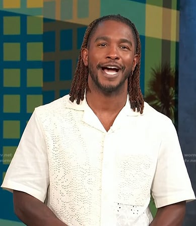 Scott’s white crochet short sleeve shirt on Access Hollywood