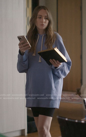 Tess's blue oversized hoodie on The L Word Generation Q