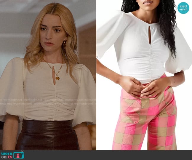 Smythe Ruched Puff Sleeve Top worn by Georgia Miller (Brianne Howey) on Ginny & Georgia