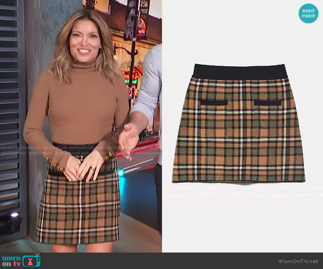 Zara Plaid Mini Skirt worn by Kit Hoover on Access Hollywood