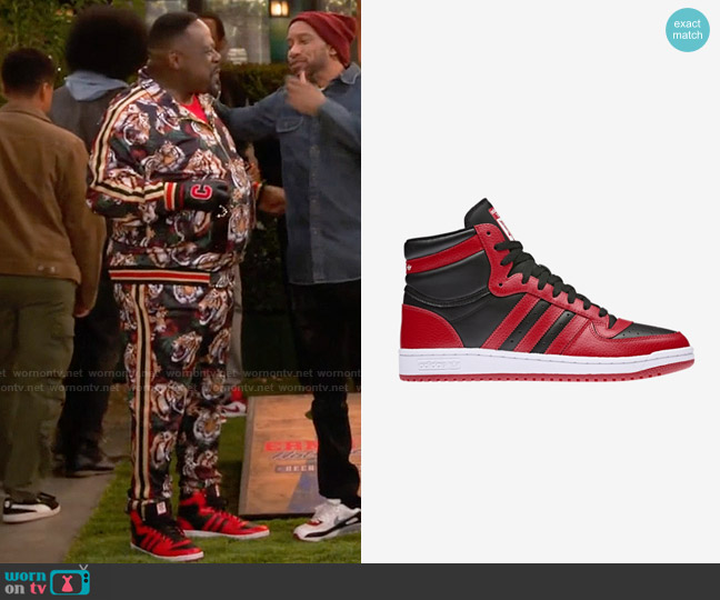 Adidas Top Ten Hi Sneaker in Black/Red worn by Calvin (Cedric The Entertainer) on The Neighborhood