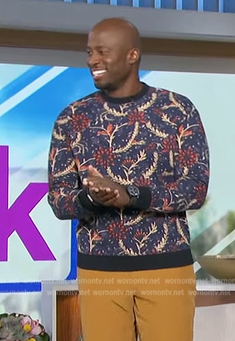 Akbar’s blue floral sweatshirt on The Talk