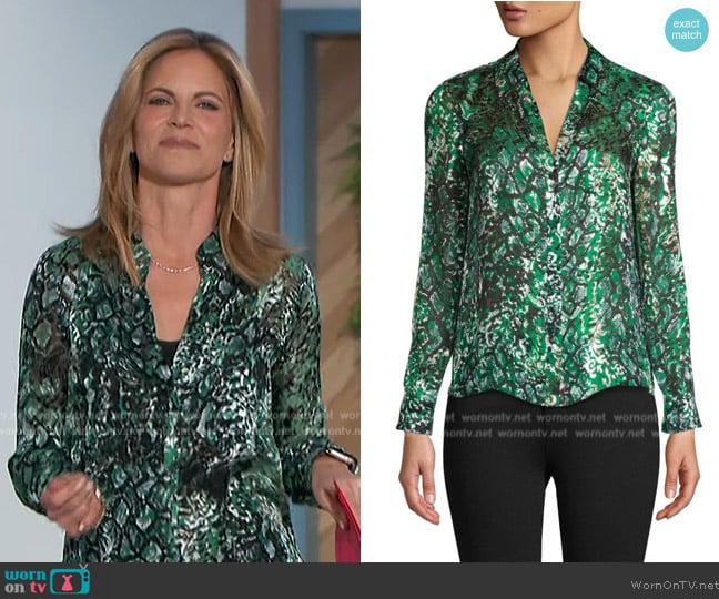 Alice + Olivia Eloise Print Blouse worn by Natalie Morales on The Talk