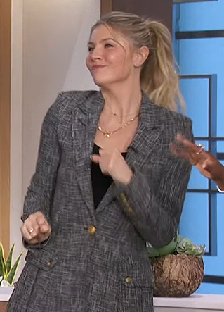 Amanda’s gray tweed blazer and pants on The Talk
