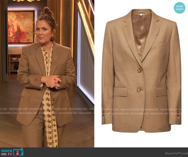 Burberry Tonya wool twill classic blazer worn by Drew Barrymore on The Drew Barrymore Show