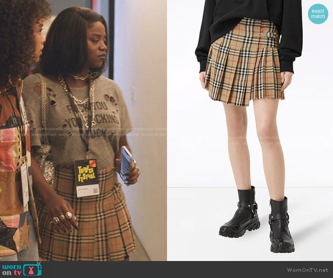 Burberry  Vintage Check Kilt Skirt worn by Shan (Grace Duah) on Gossip Girl