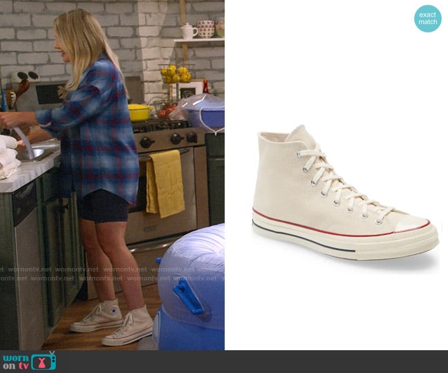 Converse Chuck Taylor® All Star® 70 High Top Sneaker in Parchment Garnet Egret worn by Sophie (Hilary Duff) on How I Met Your Father