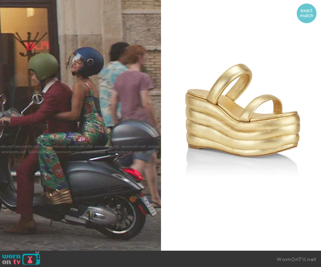 Cult Gaia Enid Platform Sandals in Gold worn by Julien Calloway (Jordan Alexander) on Gossip Girl