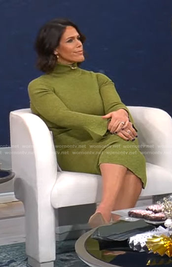 Dana Jacobson’s green knit long sleeve dress on CBS Mornings