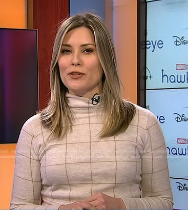 Erin McLaughlin’s beige windowpane sweater on Today