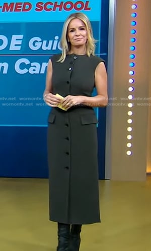 Jennifer’s grey button front dress on Good Morning America