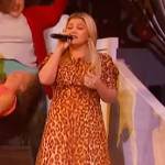 Kelly Clarkson’s yellow leopard print puff sleeve dress on The Kelly Clarkson Show