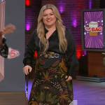 Kelly’s black embroidered midi skirt on The Kelly Clarkson Show