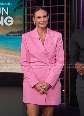 Keltie Knight’s pink blazer dress on E! News