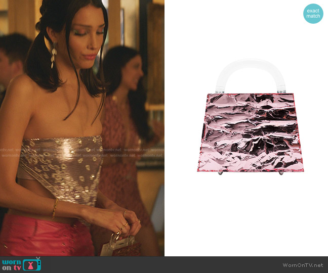 L'Afshar Eva Crushed Ice Top-Handle Bag in Rose worn by Luna La (Zión Moreno) on Gossip Girl