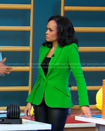 Linsey Davis’s green textured blazer on Good Morning America