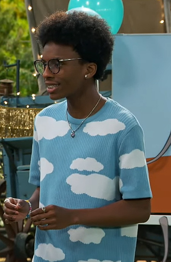 Noah's blue cloud print shirt on Bunkd