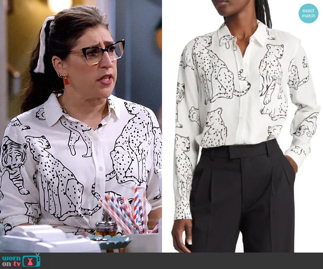 Rails Kathryn Shirt in Ivory Wild Cats worn by Kat Silver (Mayim Bialik) on Call Me Kat