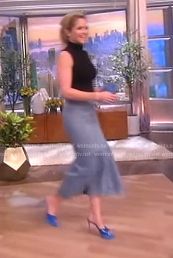 Sara’s denim skirt and sandals on The View