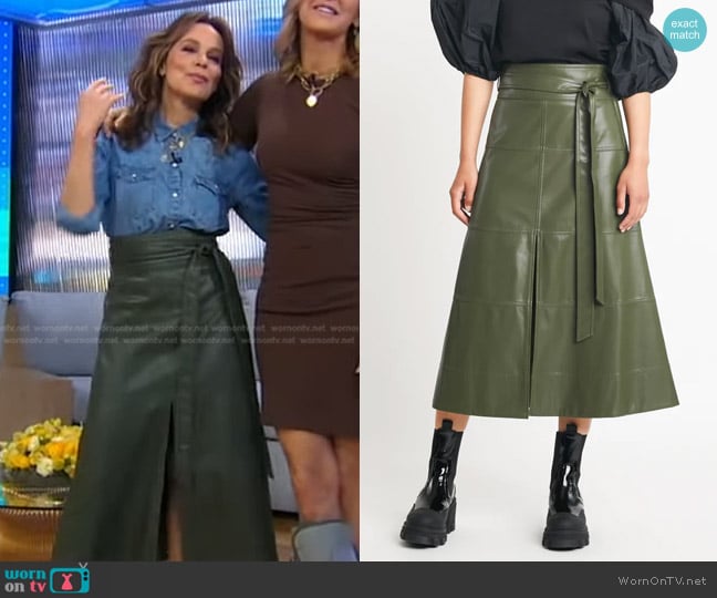 WornOnTV: Jennifer Grey's green leather midi skirt on Good Morning America