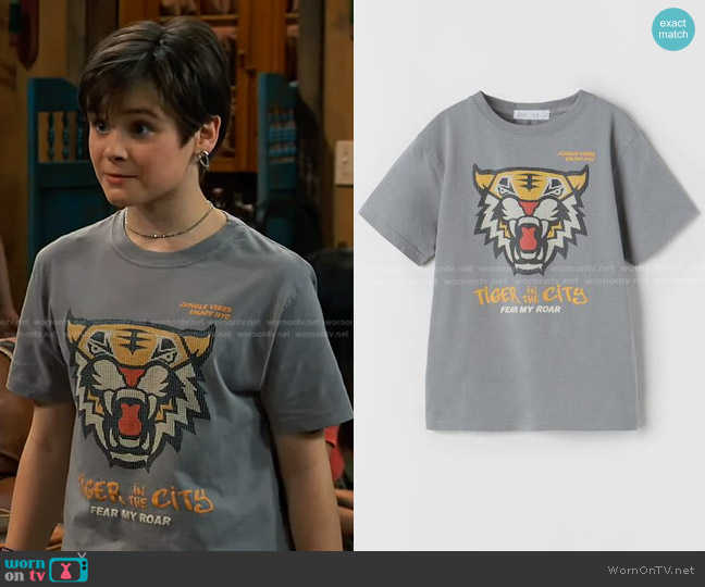 Zara Tiger T-Shirt worn by Winnie Webber (Shiloh Verrico) on Bunkd