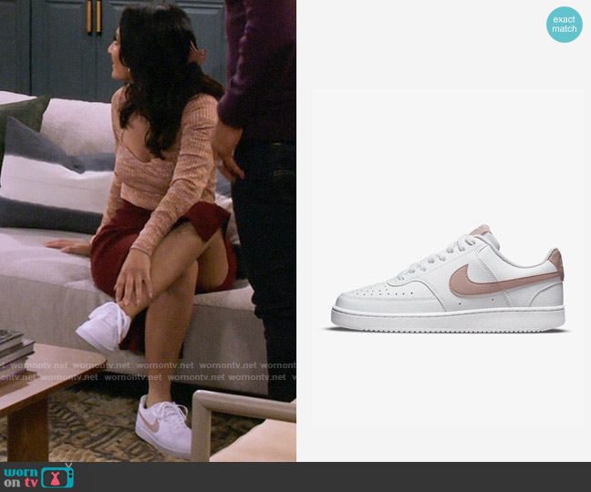 Nike Court Vision Low Next Nature worn by Valentina (Francia Raisa) on How I Met Your Father