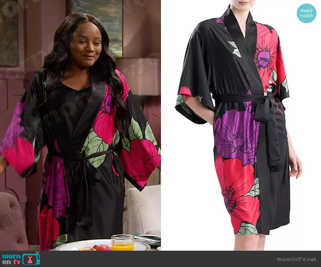Natori Printed Wide Sleeve Robe worn by Chanel Dupree (Raven Bowens) on Days of our Lives