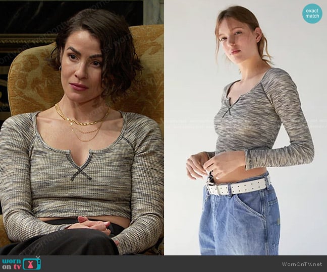 BDG at Urban Outfitters Theo Notch Neck Long Sleeve Tee in Neutral Multi worn by Sarah Horton (Linsey Godfrey) on Days of our Lives