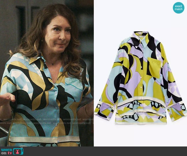 Zara Printed Shirt with Pocket worn by Joy Summers (Joely Fisher) on Fantasy Island