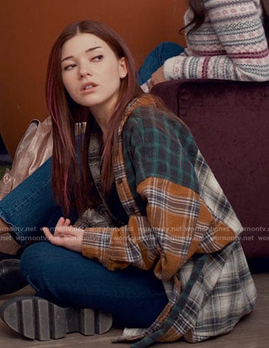 Abby’s patchwork plaid shirt on Ginny & Georgia