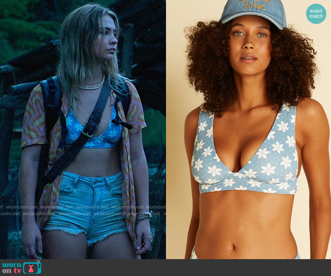 Billabong x Wrangler Sweet Country Plunge Bikini Top in Rodeo Blue worn by Sarah Cameron (Madelyn Cline) on Outer Banks