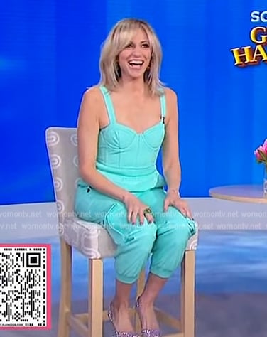 Debbie Gibson’s turquoise leather jumpsuit on Sherri