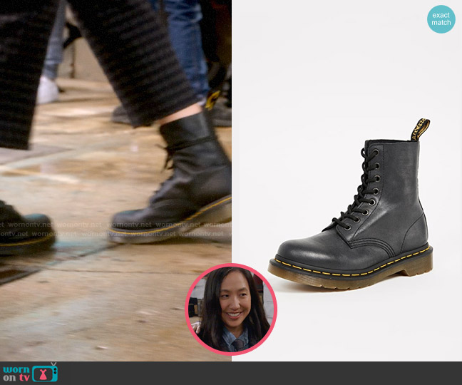 Dr Martens 1460 Pascal Boot worn by Ellen (Tien Tran) on How I Met Your Father