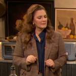 Drew’s brown plaid blazer on The Drew Barrymore Show