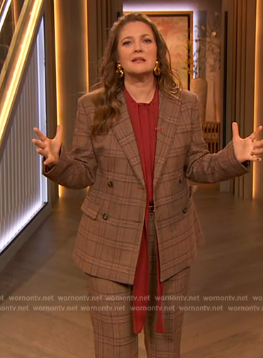 Drew's brown plaid blazer on The Drew Barrymore Show