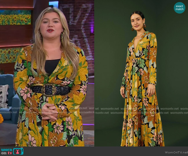 Farm Rio Black Garden Long Sleeve Maxi Dress worn by Kelly Clarkson on The Kelly Clarkson Show