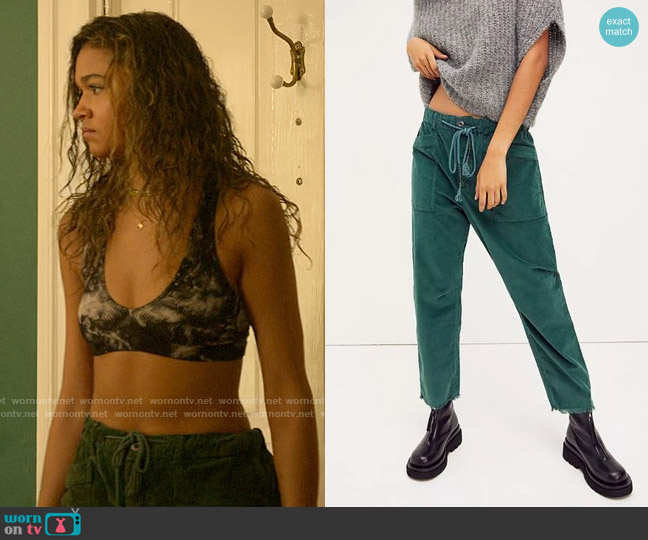 Free People Slouch Cord Pants worn by Kiara Carrera (Madison Bailey) on Outer Banks