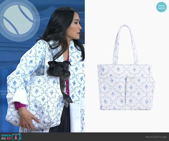 Hill House The Pet Tote in Blue Trellis worn by Emilie Ikeda on Today