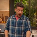 Jamie Oliver’s blue plaid shirt on The Drew Barrymore Show
