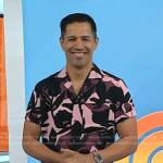 Jay Hernandez’s pink floral print shirt on Today