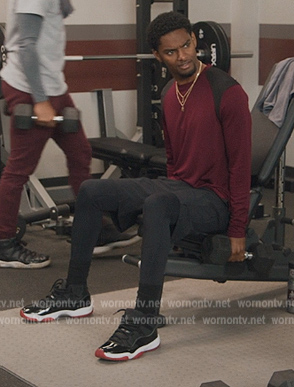 JR's black Nike sneakers on All American Homecoming
