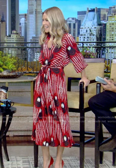 Kelly’s red printed maxi dress on Live with Kelly and Ryan