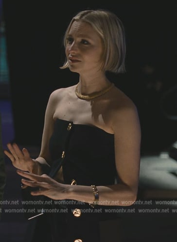 WornOnTV: Naomi’s black off shoulder vest on Succession | Clothes and ...