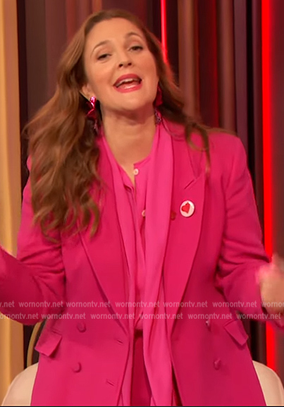 Drew’s pink double breasted blazer and blouse on The Drew Barrymore Show