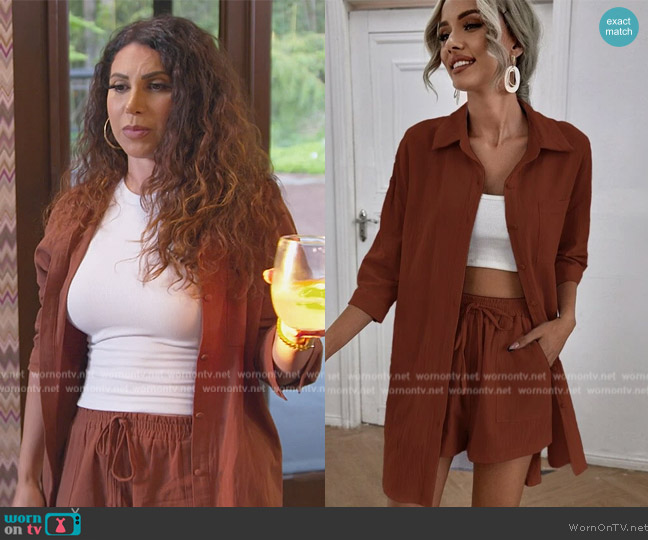 Shein Solid High Low Split Hem Shirt and Short Set worn by Jennifer Aydin on The Real Housewives of New Jersey