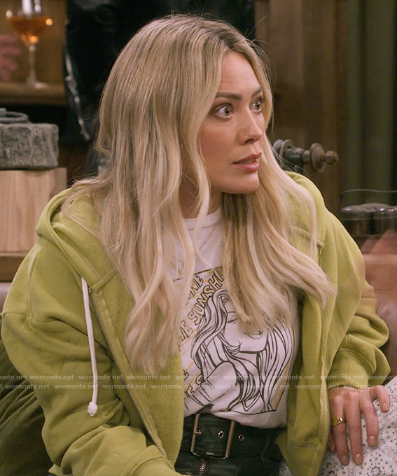 Sophie’s graphic tee and green hoodie on How I Met Your Father