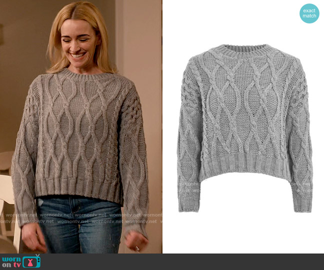 Topshop Crop Cable Knit Sweater worn by Georgia Miller (Brianne Howey) on Ginny & Georgia